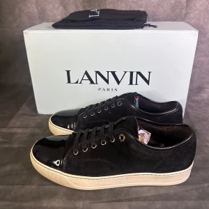 Lanvin toecap sneaker - Mycket fint skick | Size uk 6 vilket passar 40/41  | fraktar spårbart inom 24 timmar |  för att köpa klicka ” köp nu” | vid frågor skriv ett meddelande | bara skorna medföljer 