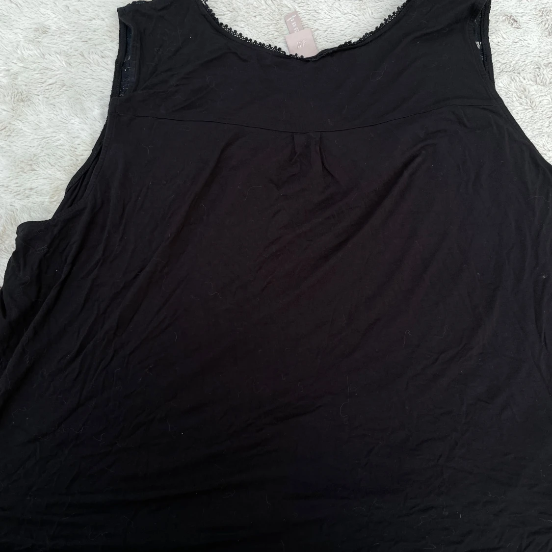 Svart ärmlös topp med spets från H&M - 3