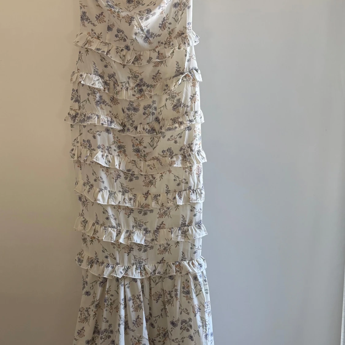 Blommig långklänning