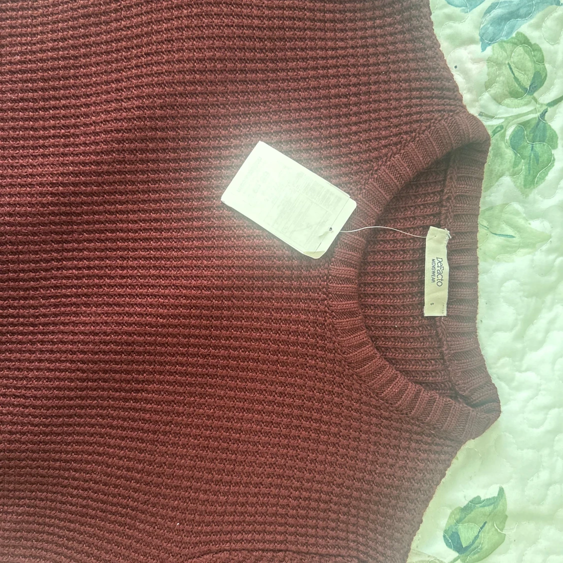 Vinröd stickad tröja från DeFacto - 2