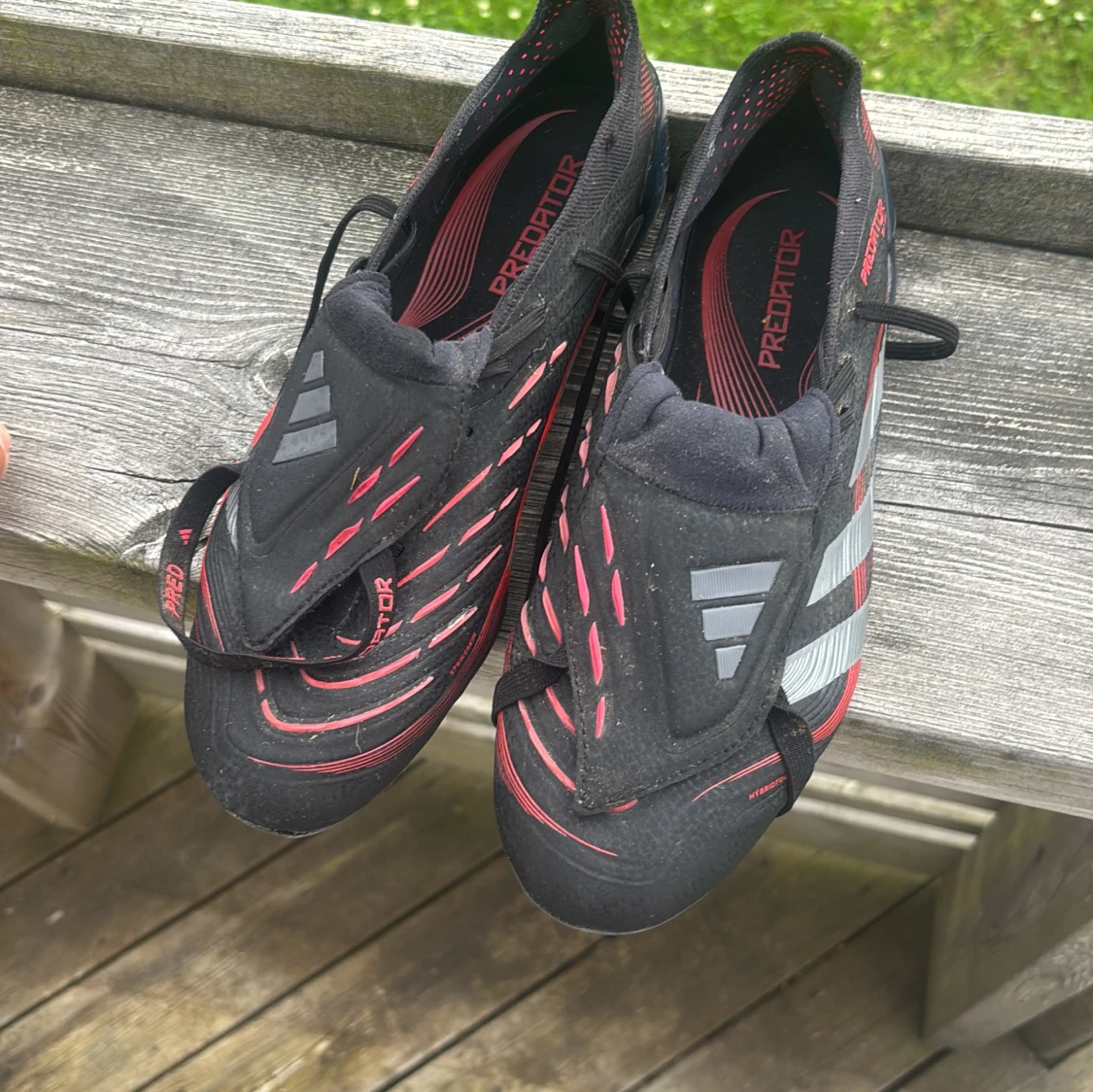Adidas Predator fotbollsskor svart/röd - 4