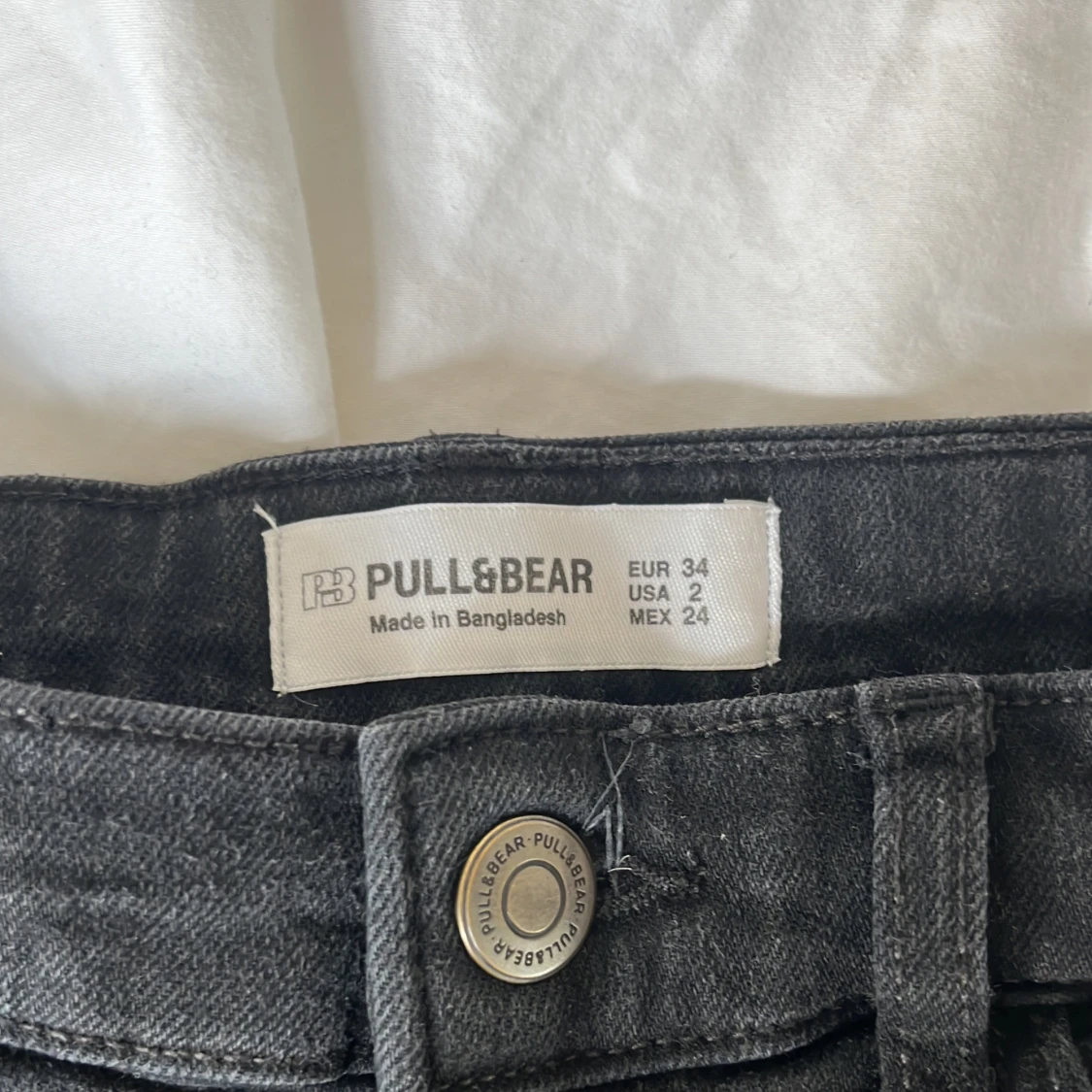 Svarta jeansshorts från Pull&Bear - 4