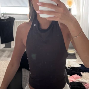 brun halterneck - helt ny aldrig använd ❤️