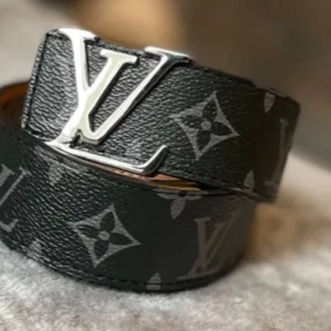 Lv bällte  - Helt ny, kommer nål för extra hål. Storlek 115 