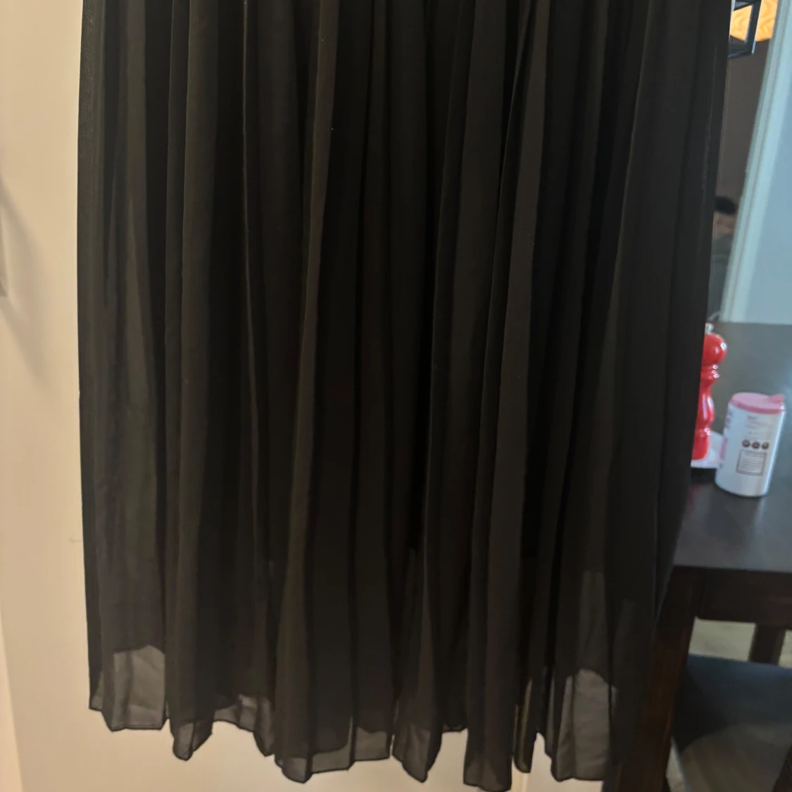 Svart plisserad långkjol från NA-KD - 2