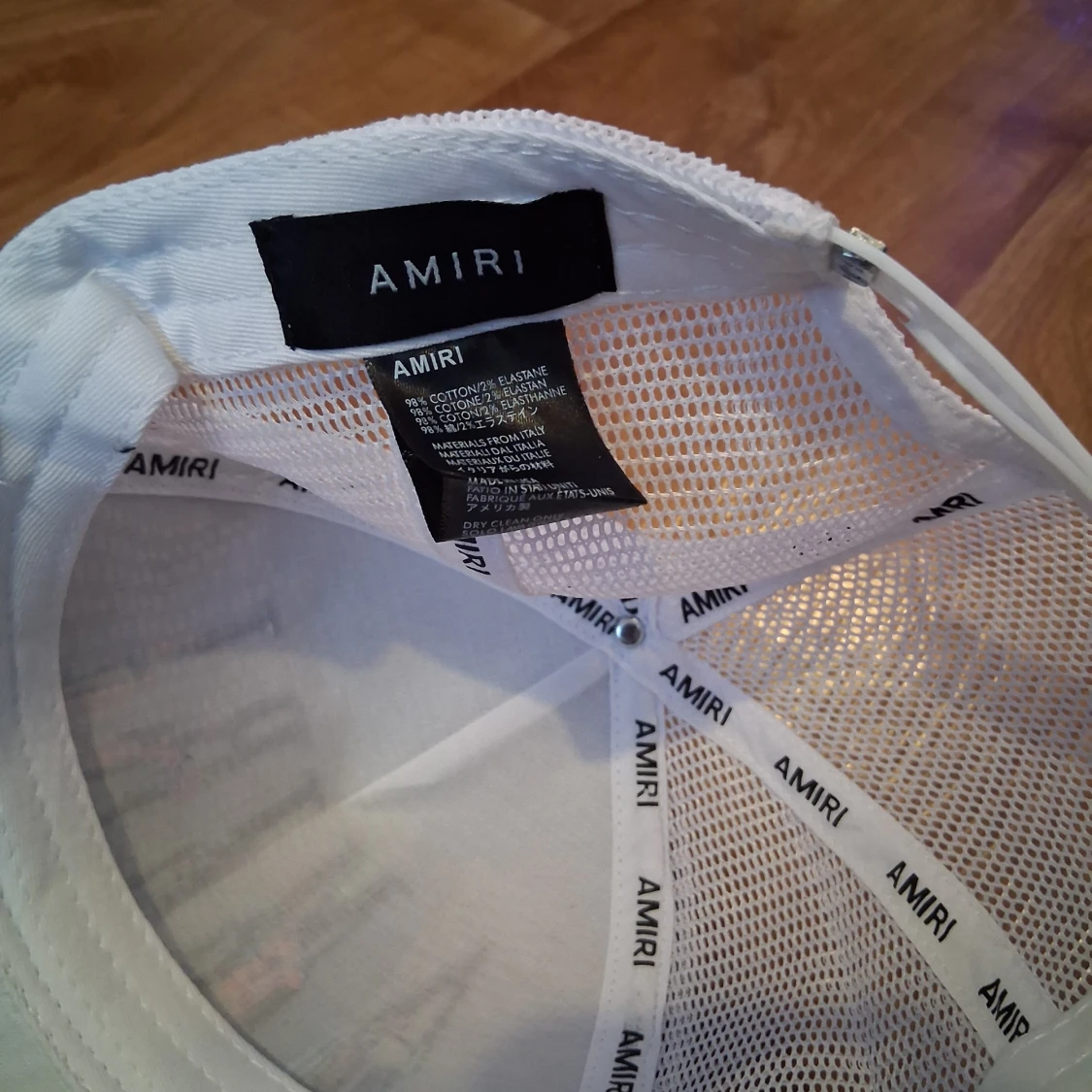 Vit meshkeps från Amiri - 3