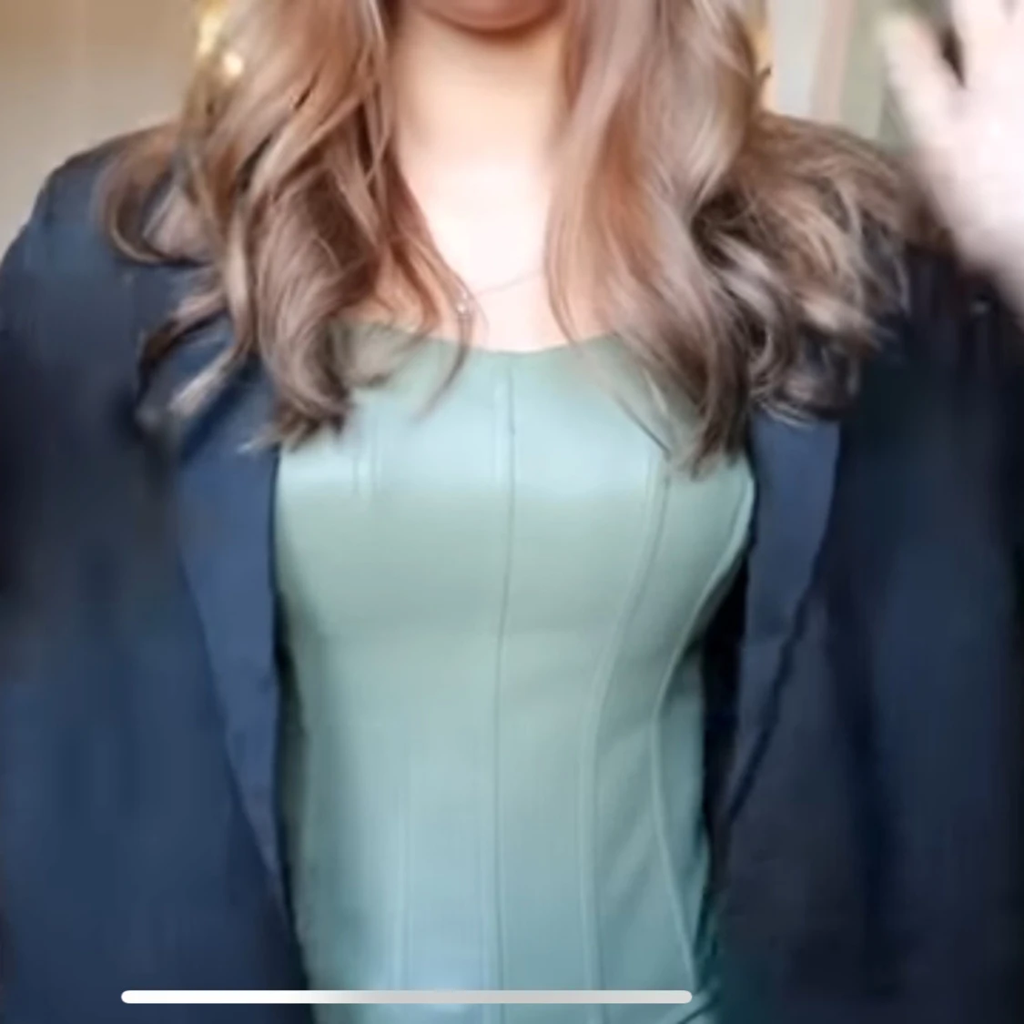 Grön korsett i skinnimitation - 2