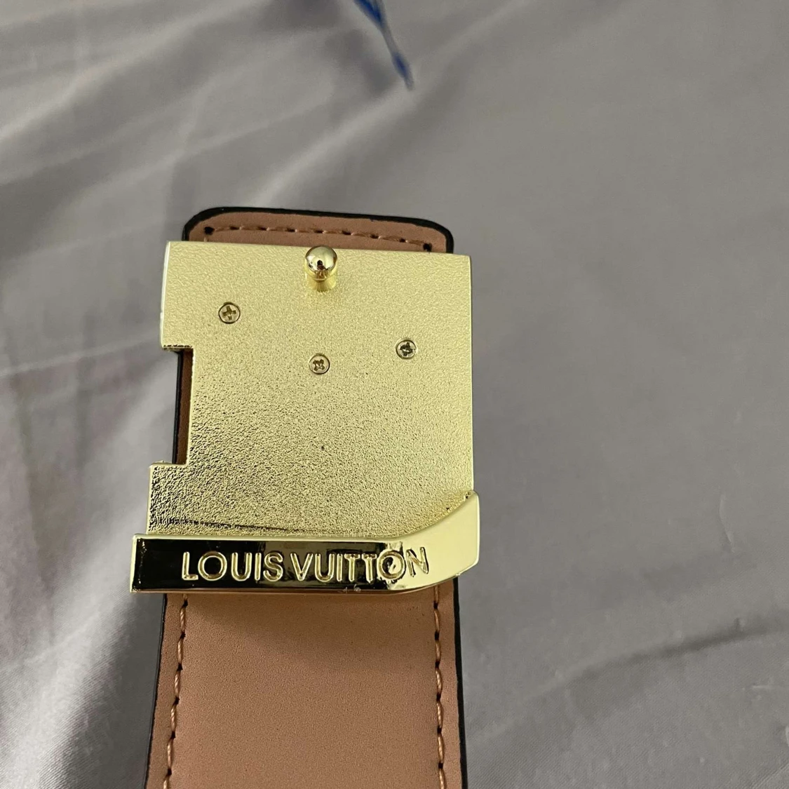 Jag säljer en svart bälte - 3