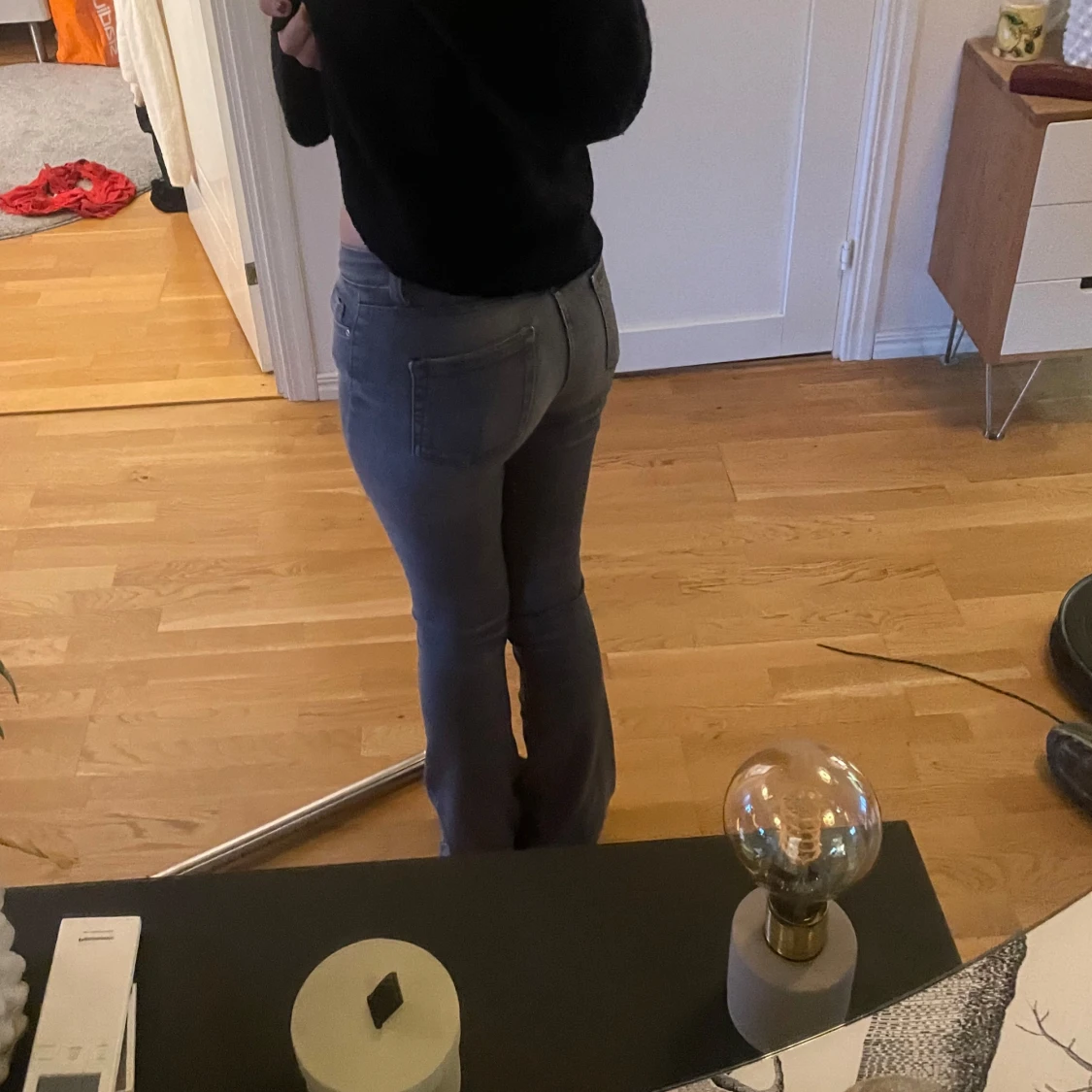 Grå bootcut jeans midwaist - 3