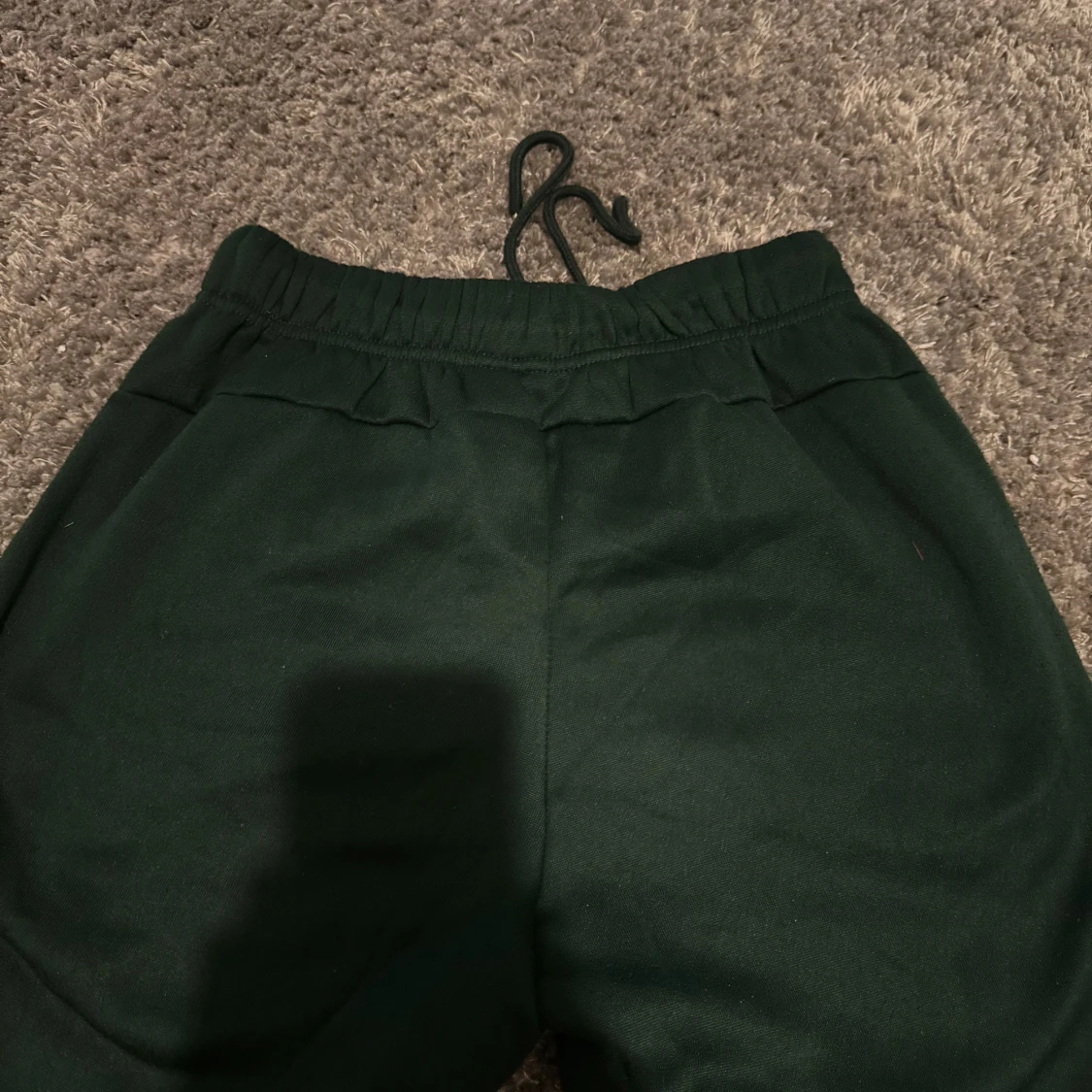 Mörkgrön hoodie med matchande byxor - 4