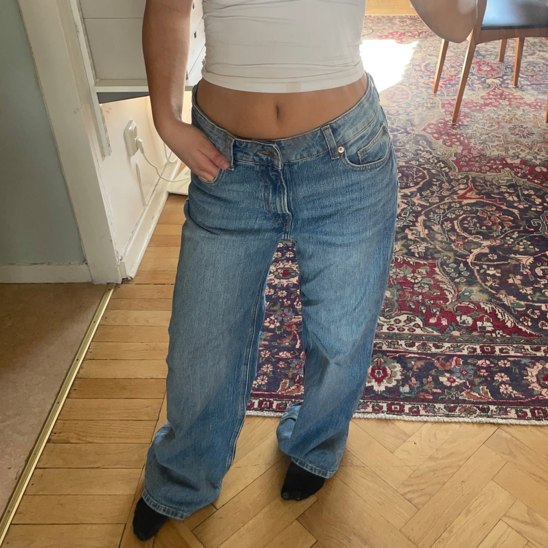 Blåa wide jeans med låg midja - 1