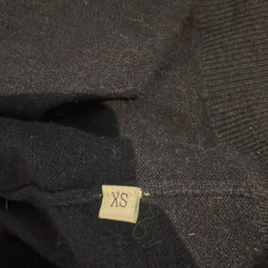 Mörkblå tröja med dragkedja - 3