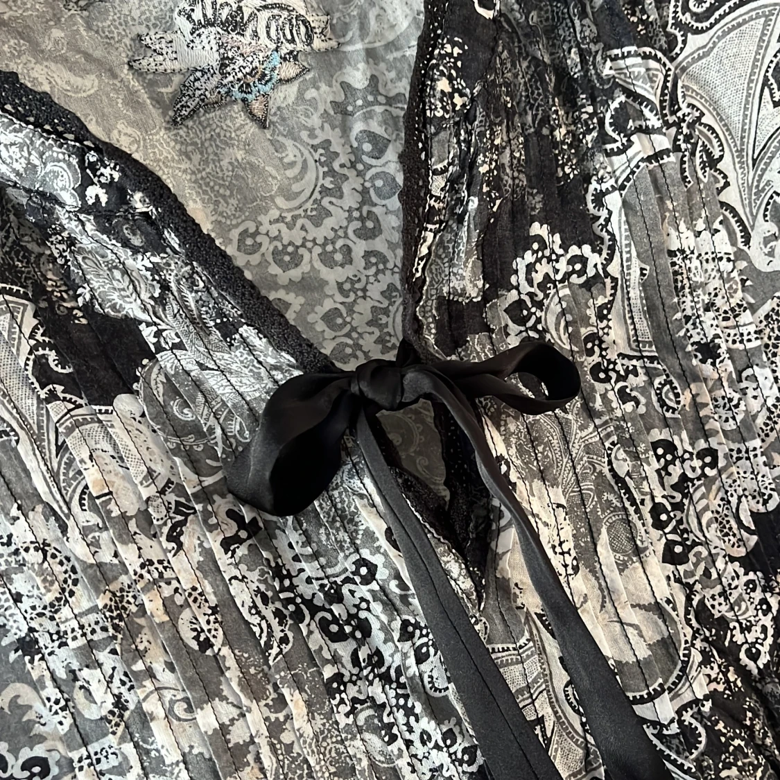 Odd Molly svartvit mönstrad klänning - 4