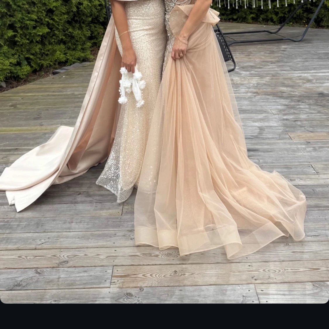 Champagnefärgad glittrig långklänning - 2