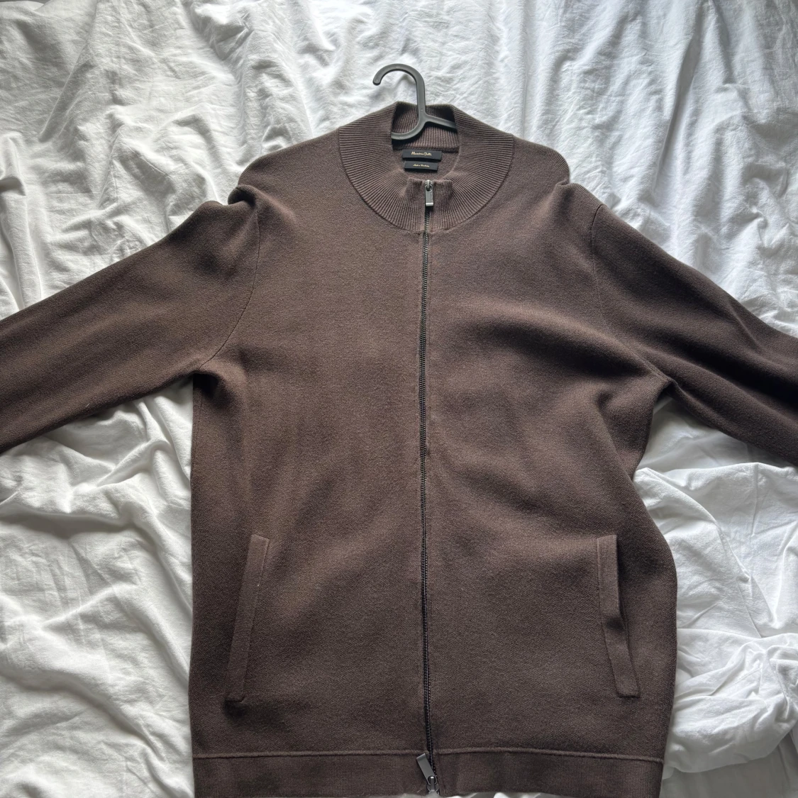 Brun stickad cardigan tröja från Massimo Dutti