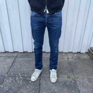 Nudie jeans  - Nudie jeans - Modell: Tilted Tor - Storlek: W31/L32 - skick: 9/10 - Nypris runt 2000kr