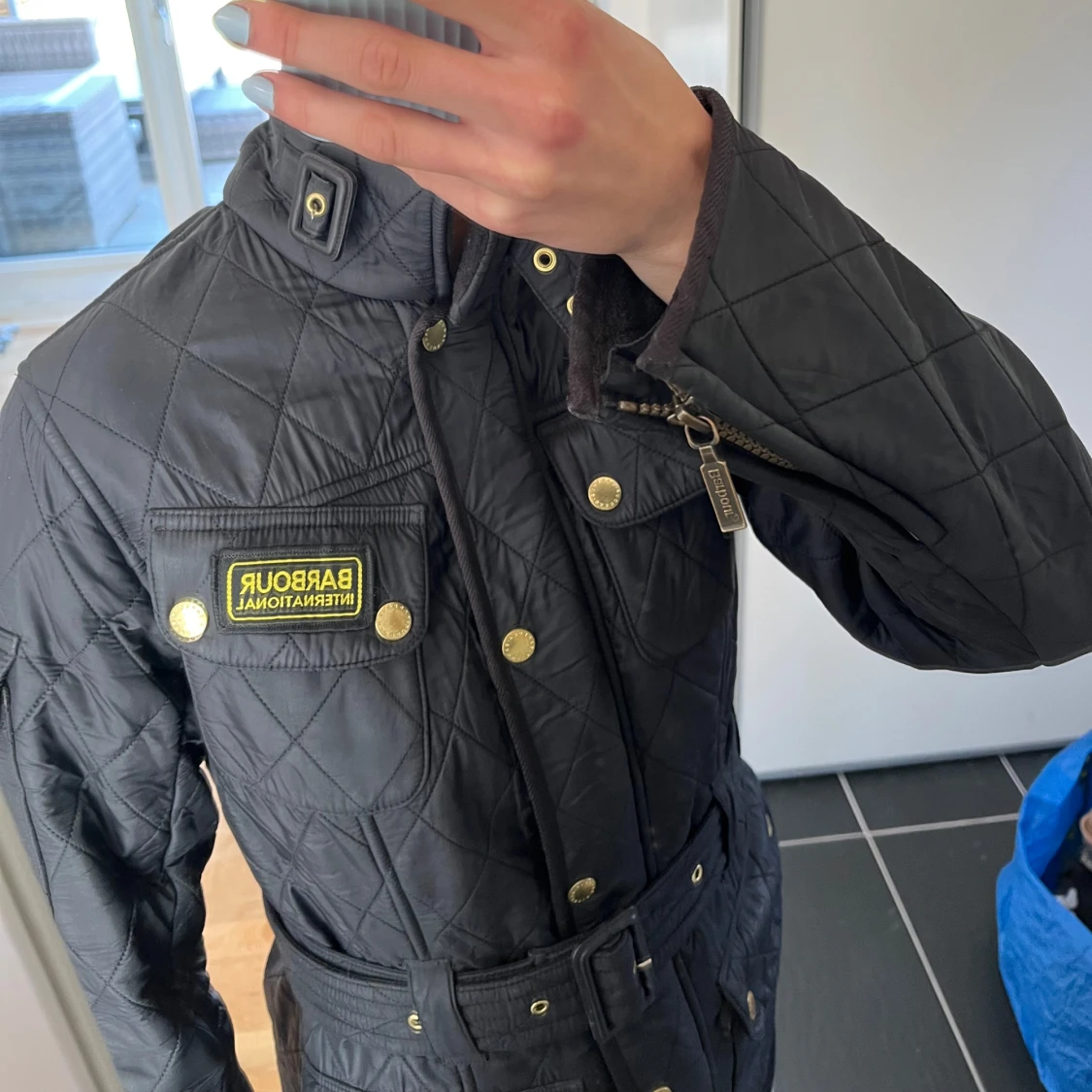 Svart quiltad jacka från Barbour International - 1