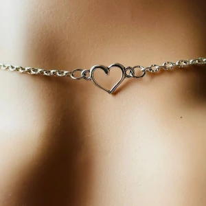 By prisförslag- halsband silver hjärta chocker  - By prisförslag- halsband silver hjärta chocker 