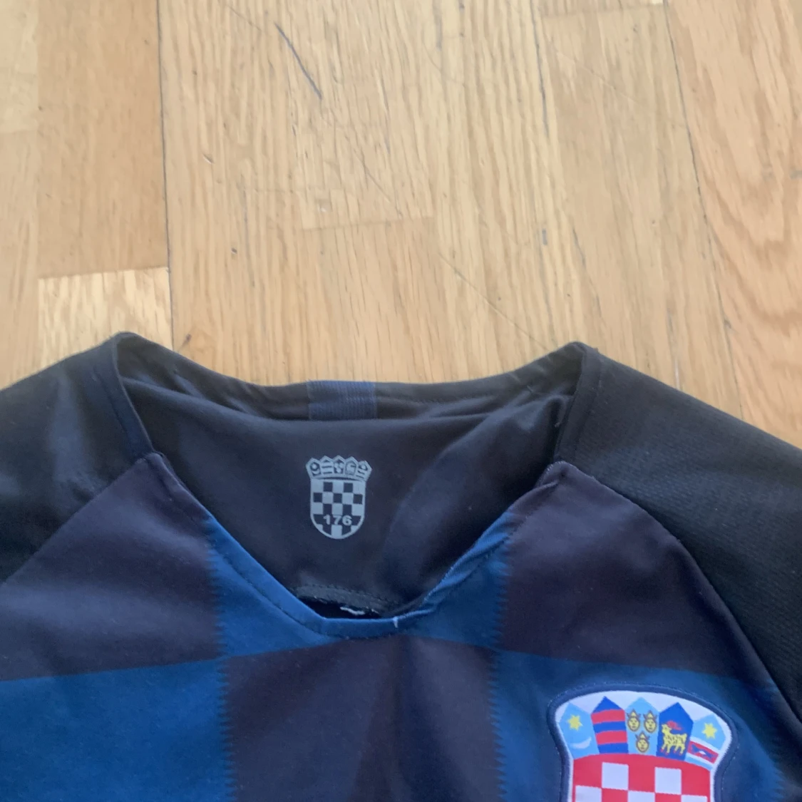 Kroatiens fotbollströja  - 2