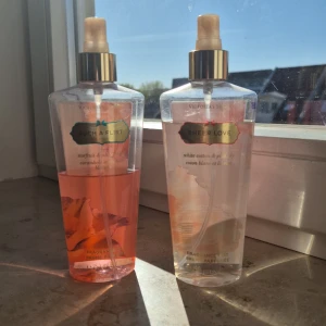 Victoria's Secret body mists - Två body mists från Victoria's Secret: 'Such a Flirt' och 'Sheer love"
