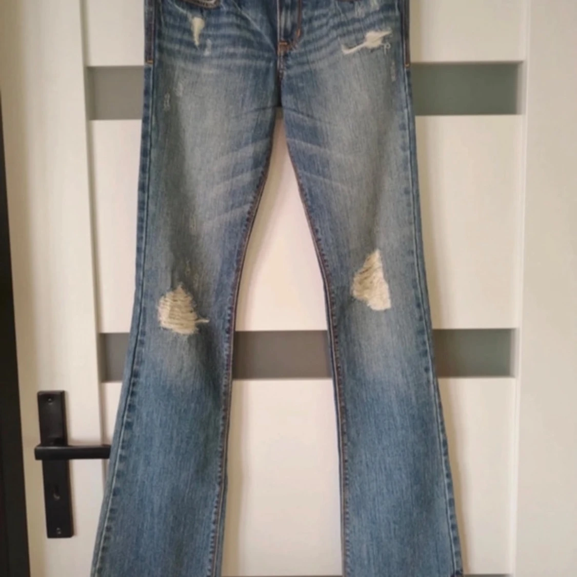 Blå bootcut jeans från Abercrombie