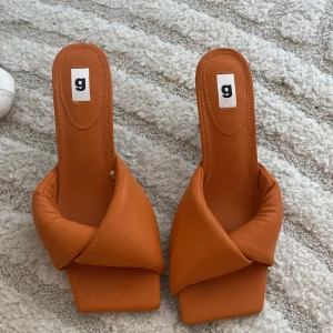 Låga klackar - Aldrig använda