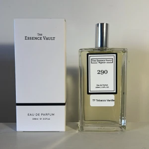 The essence vault 290 100ml - The essence vault 290 100ml, denna är inspirerad av tobacco vanille. Helt oanvänd. Säljer fler parfymer, kolla min profil.