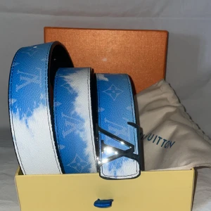 L/V bälte special - ingen annan i marknaden med denna bälte samt pris med box och allt kostar det 500