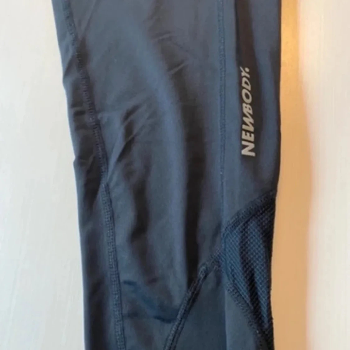 Svarta träningsleggings från Newbody - 1