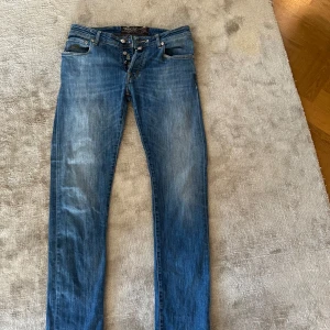 Jacob Cohen jeans - Storlek:W31 använt endast fåtal gånger