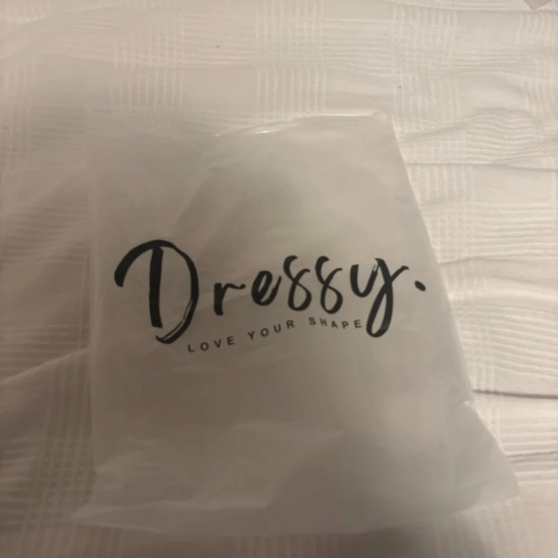 Vit omlottklänning från Dressy - 2