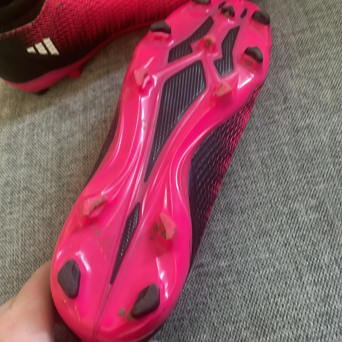 Rosa Adidas fotbollsskor utan snörning - 2