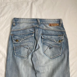 Jeans - Har bild på alla mått så bara att höra av sig☺️