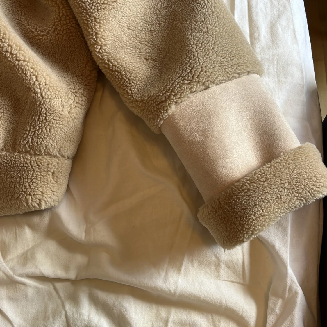 Beige teddyjacka från Bobowaltz - 4