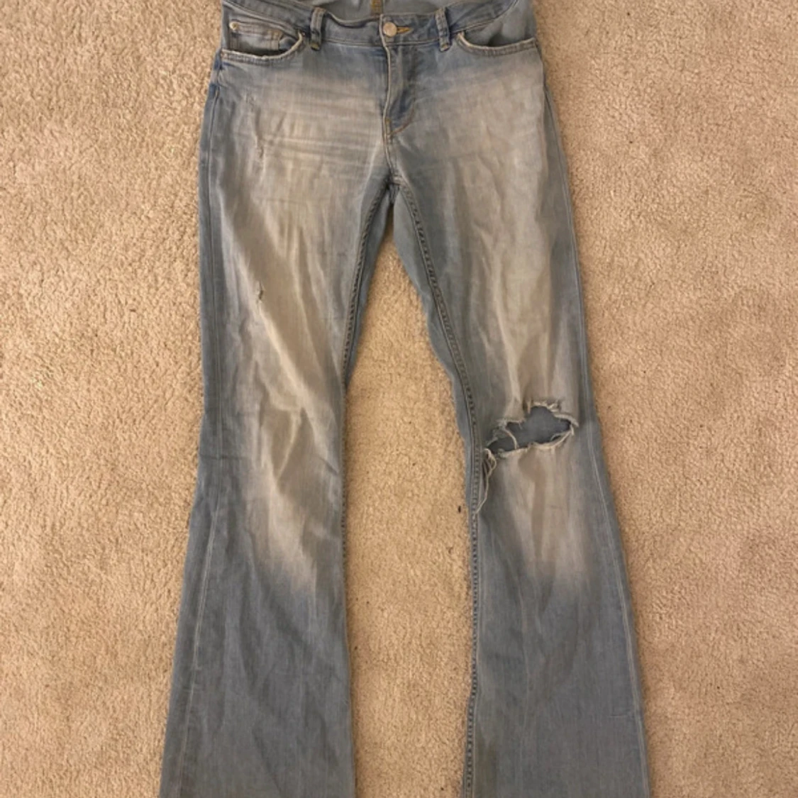 Ljusblå bootcut jeans - 1