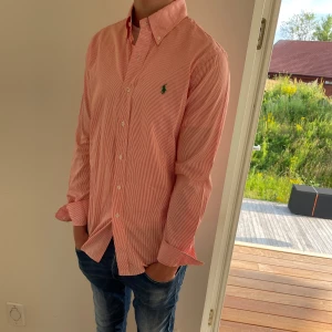 Polo Ralph lauren skjorta   - Säljer nu denna Polo Ralph lauren skjorta, skriv för fler bilder/frågor🙌🏼