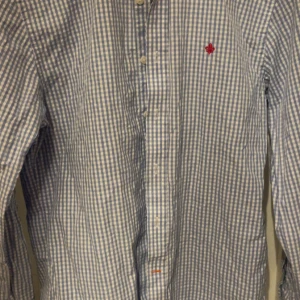 styckvis 250kr  - Schysst Morris skjorta 9/10 i skick 