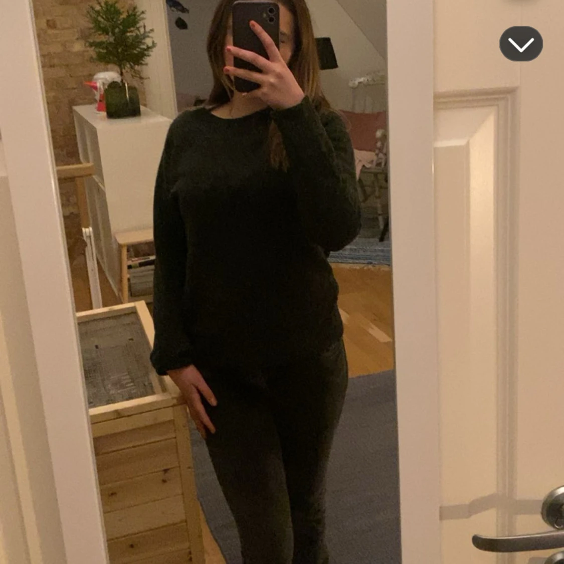 Mörkgrå jeansbyxor med låg midja - 2