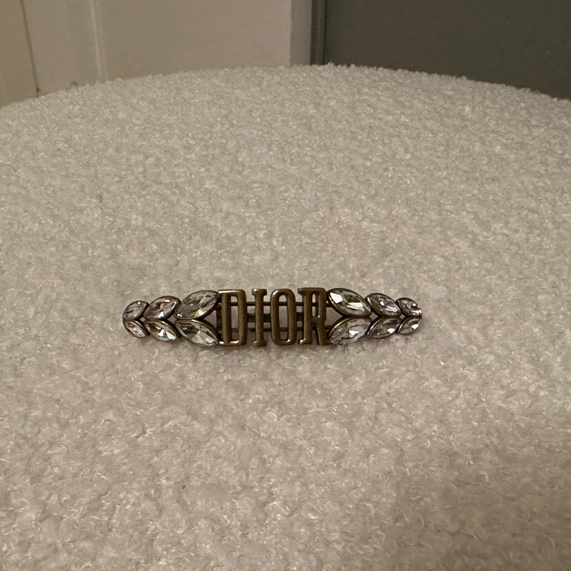 Hårspänne från Dior med kristaller - 1