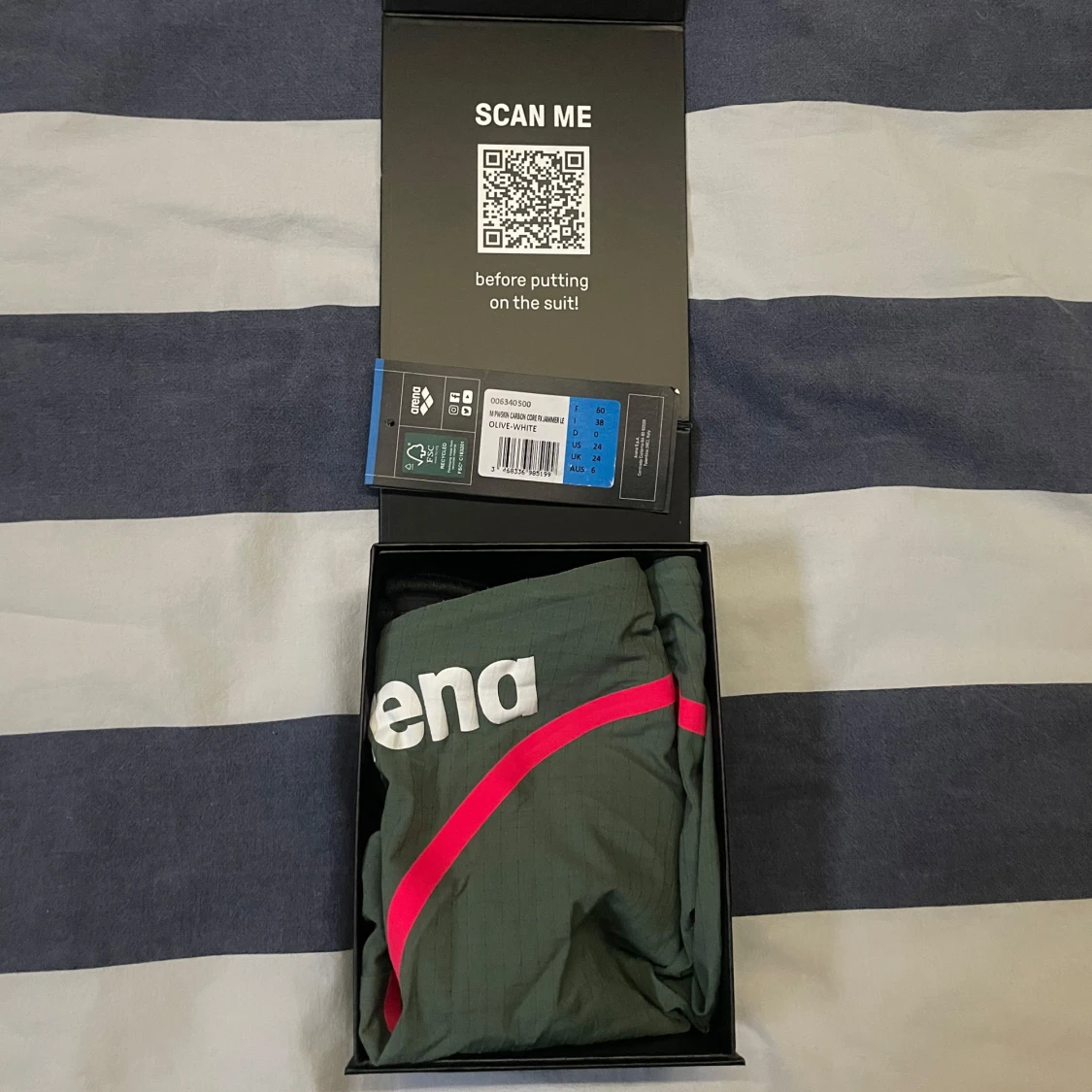 Grön tävlingsbadbyxor från Arena