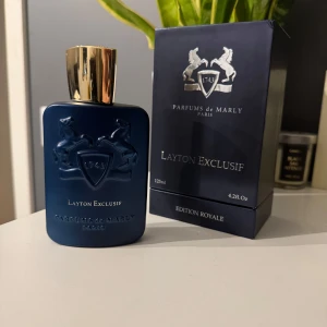 Parfyms de Marly Layton Exclusif  - Elegant parfym 125ml perfekt för dig som vill sticka ut från alla andra parfymer där ute det är ca 120ml kvar av den kom gärna med bud! MVH bengtsson🙌 OBS att man måste komma med bud 
