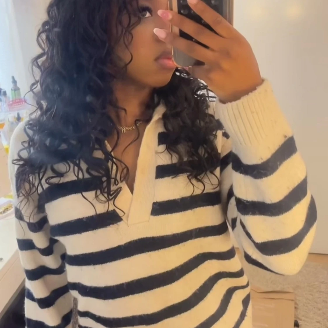 Randig stickad tröja