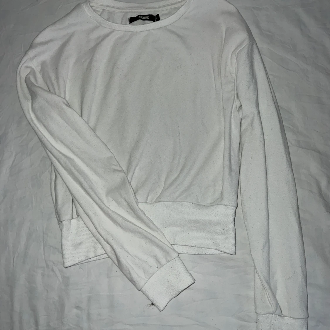 Vit tröja från BikBok - 1
