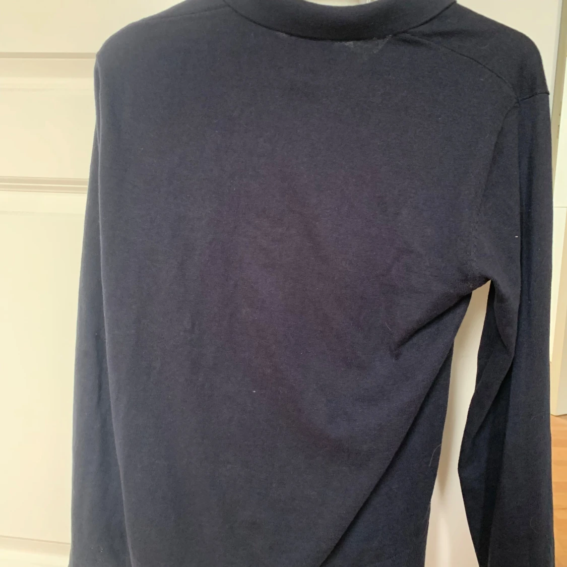 Svart långärmad pikétröja - 1