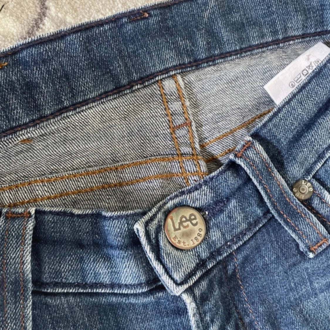 Blå bootcut jeans från Lee - 2