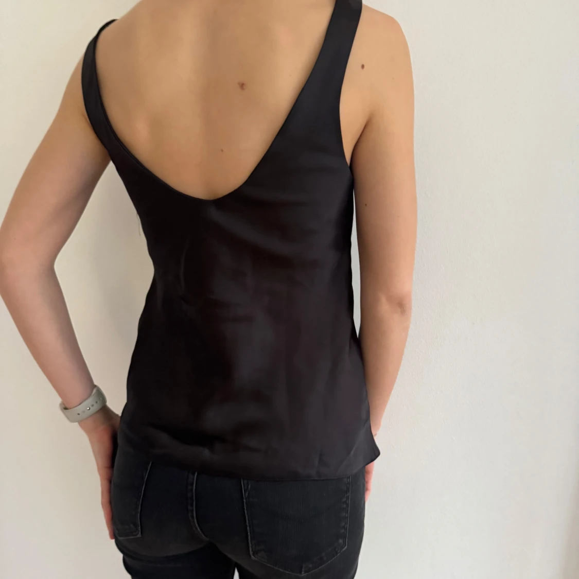 Svart linnetopp från ASOS DESIGN - 3