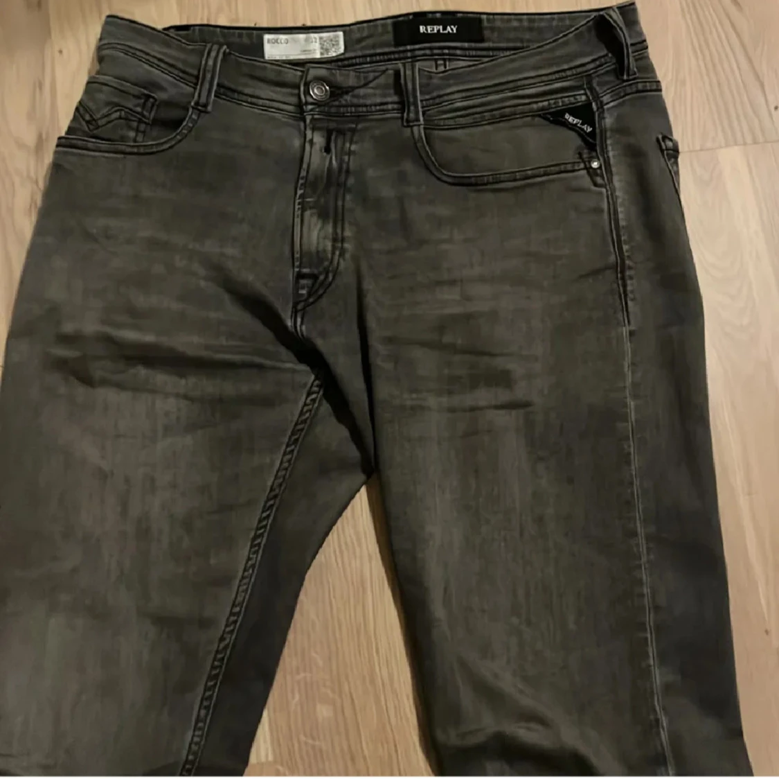 Svarta jeansbyxor från Replay - 1