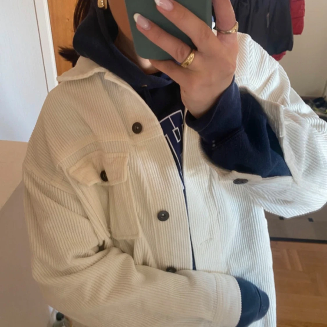 Vit manchesterjacka med knappar - 1