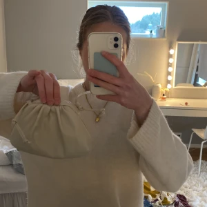 dumpling bag - helt ny mini dumpling bag!! 💘💘💘 står inget märke på ✨🌟🩷