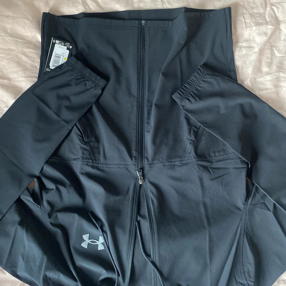 Svart träningsjacka från Under Armour